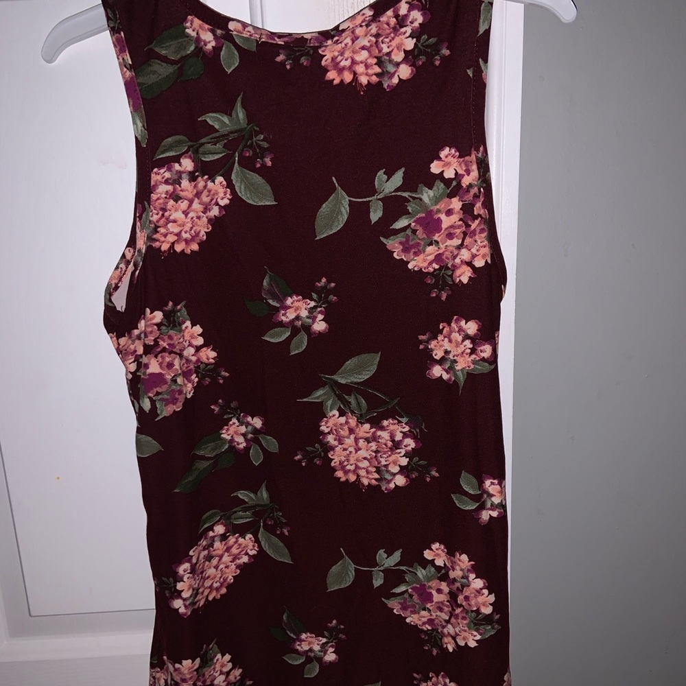 Flower Pattern Tank - Picture 3 of 4